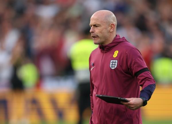 卡斯利:我对能否成为英格兰主帅看的很开,现在只想把一切都做好